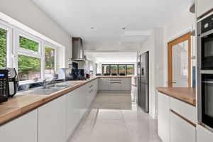 Photo 17- click for photo gallery